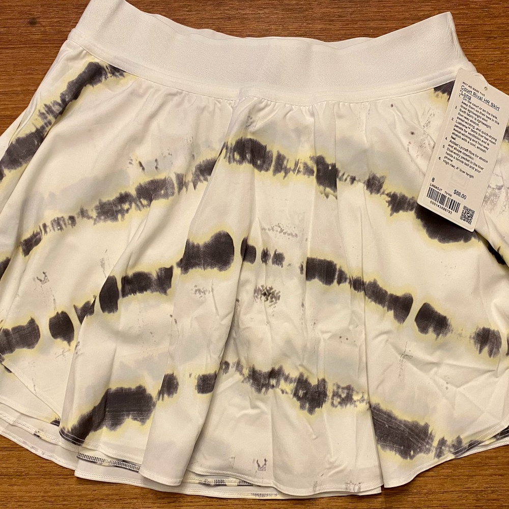 Court Rival skirt size 8 long, black/neon tie dye